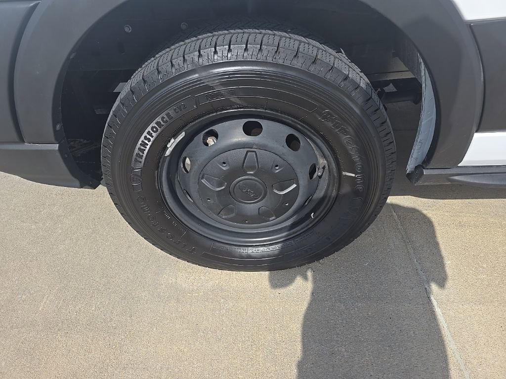 2023 Ford Transit 250 Medium Roof