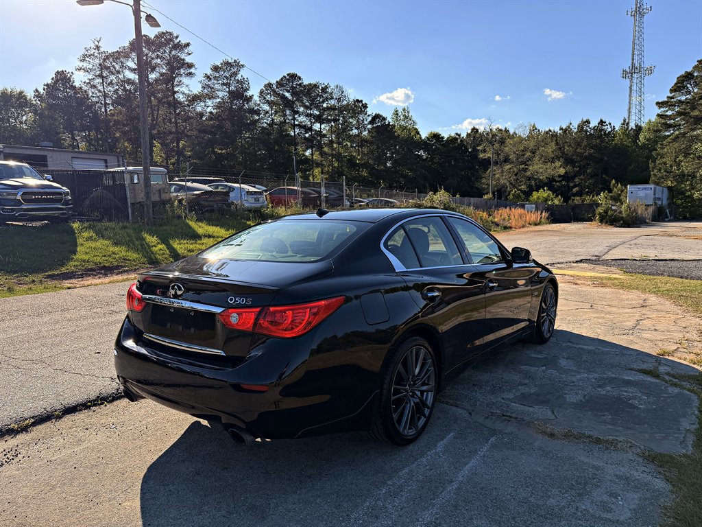 2016 INFINITI Q50 Red Sport 400