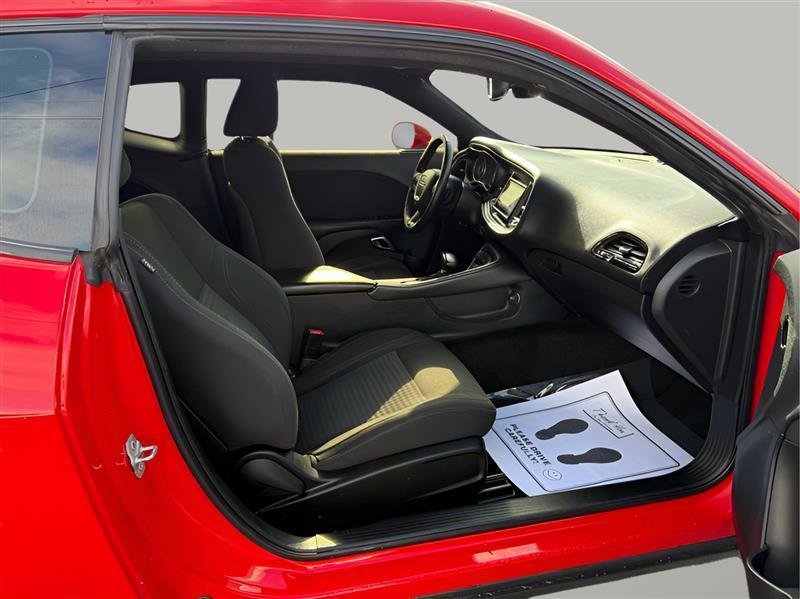 2015 Dodge Challenger SXT