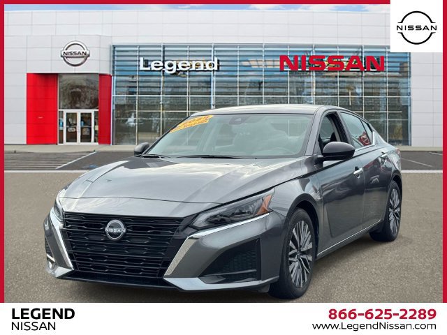 Used 2025 Nissan Altima 2.5 SV
