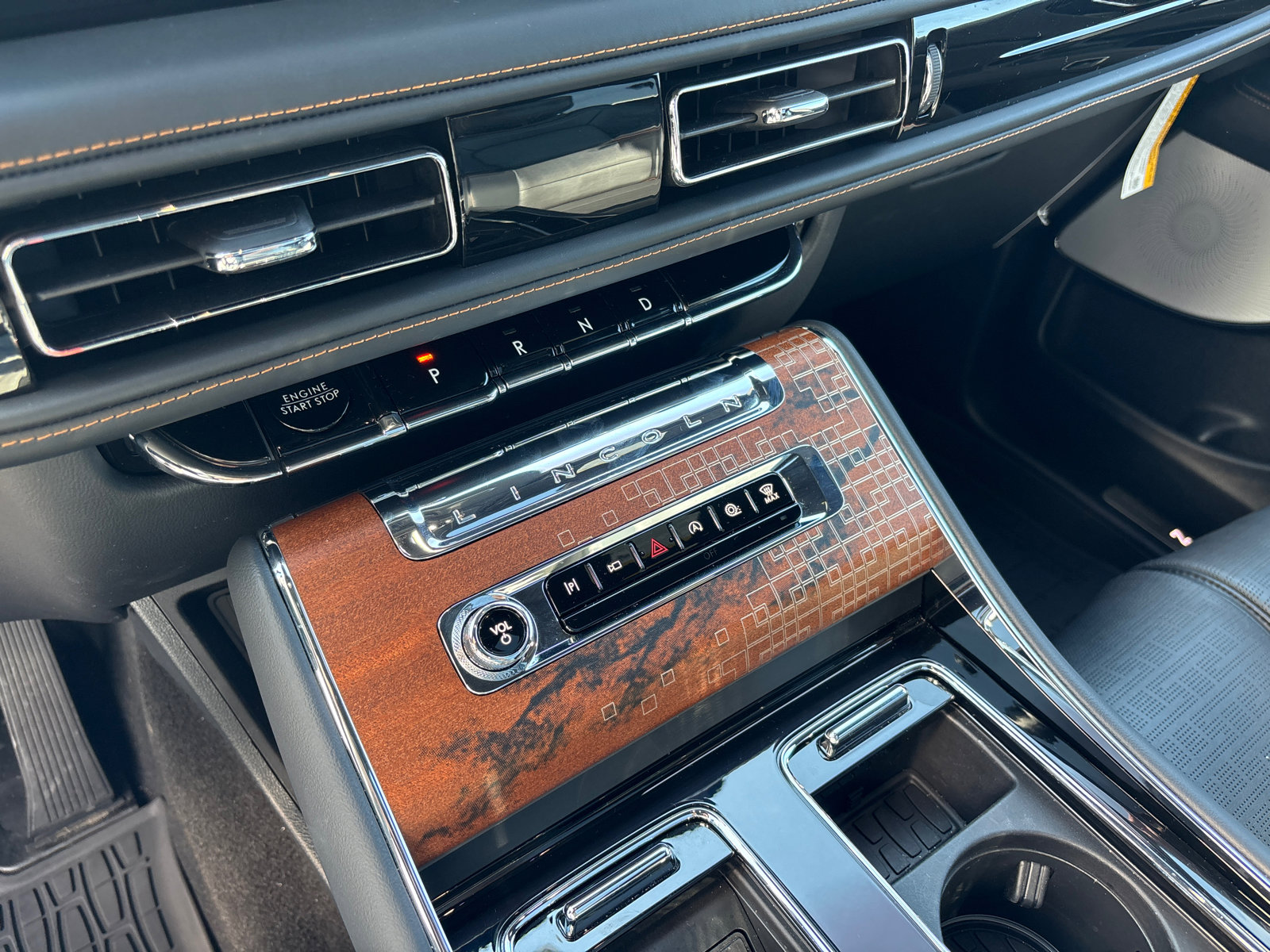 2025 Lincoln Aviator Black Label