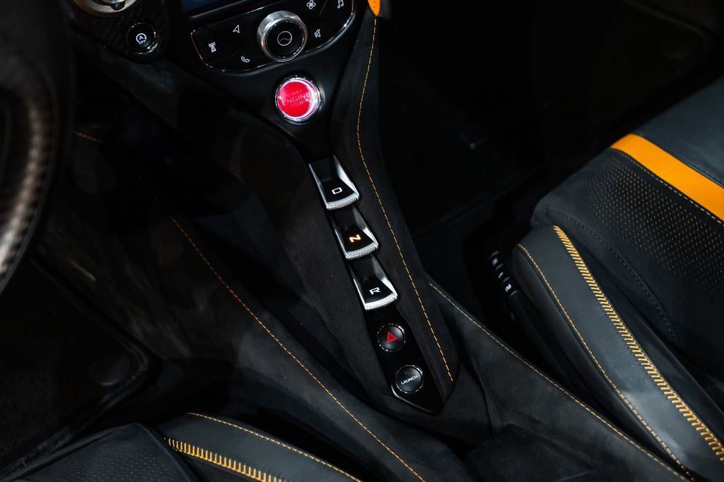 Used 2018 McLaren 720S photo 23