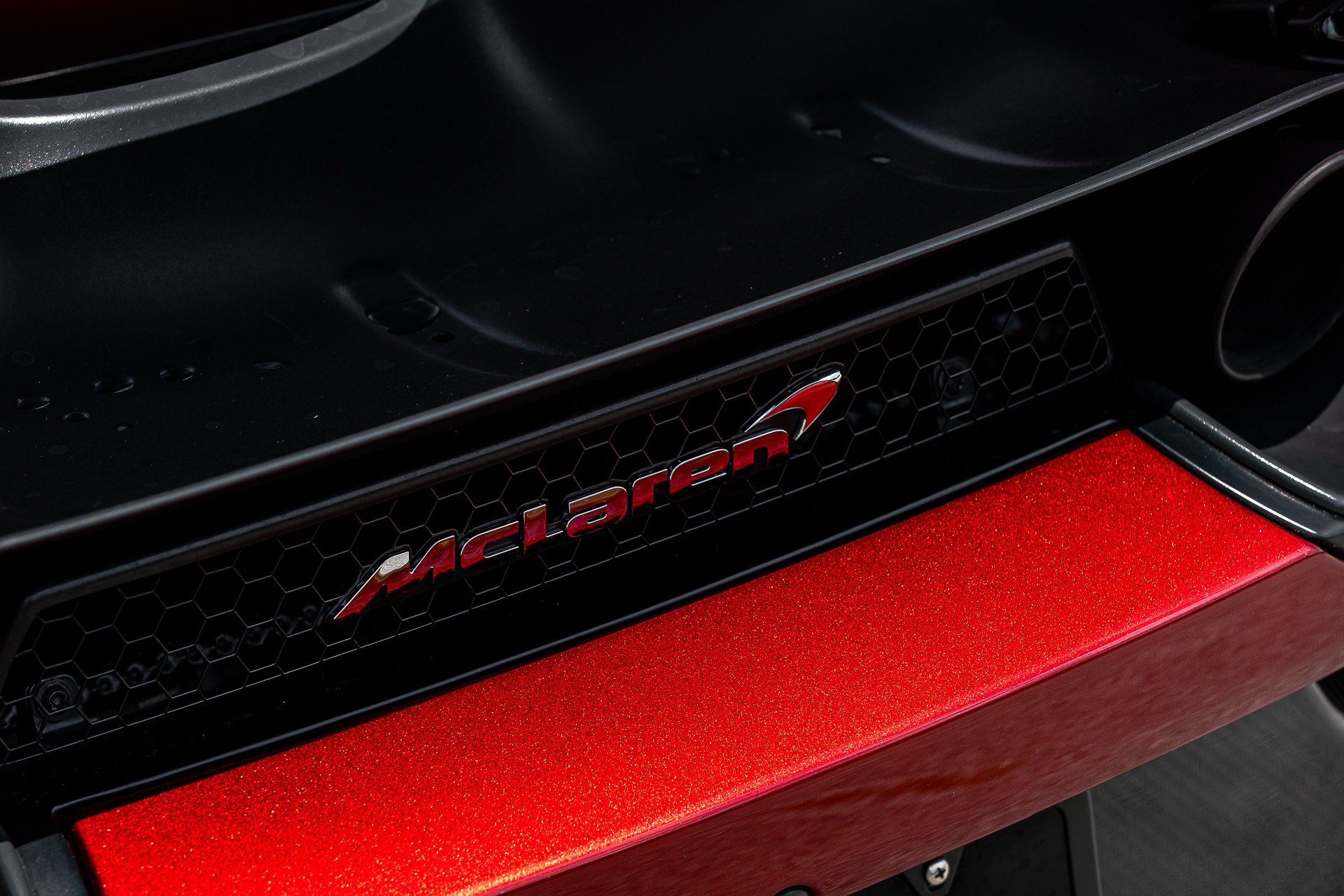 Used 2018 McLaren 720S Luxury photo 21