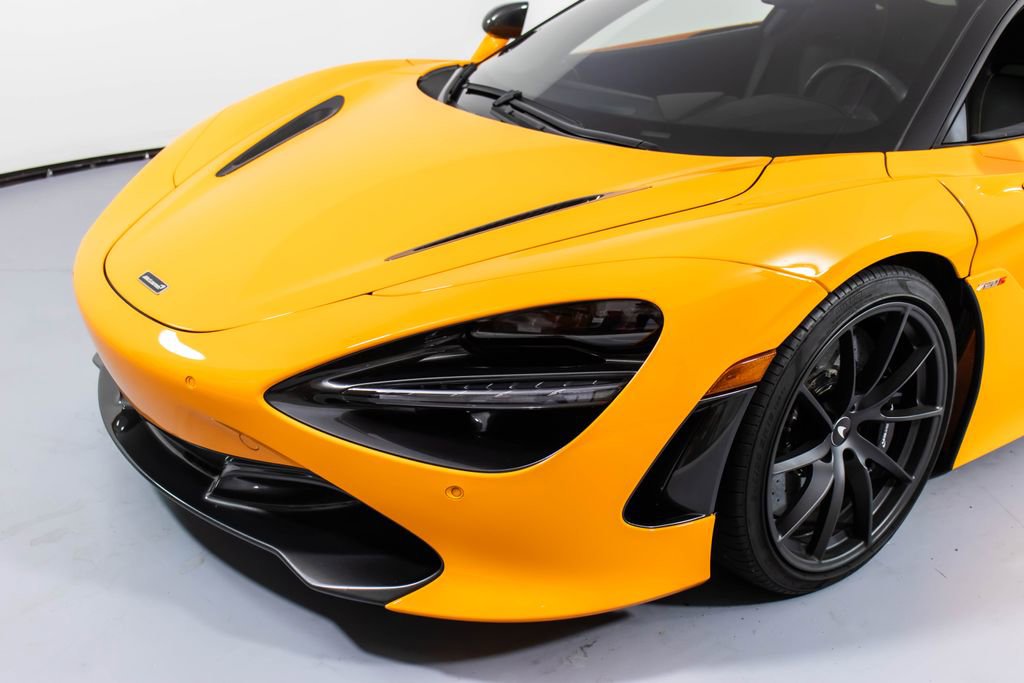 Used 2021 McLaren 720S Performance photo 30