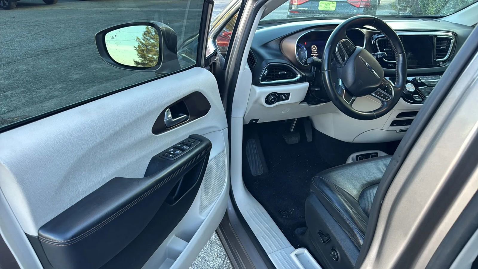 2018 Chrysler Pacifica Touring-L Plus