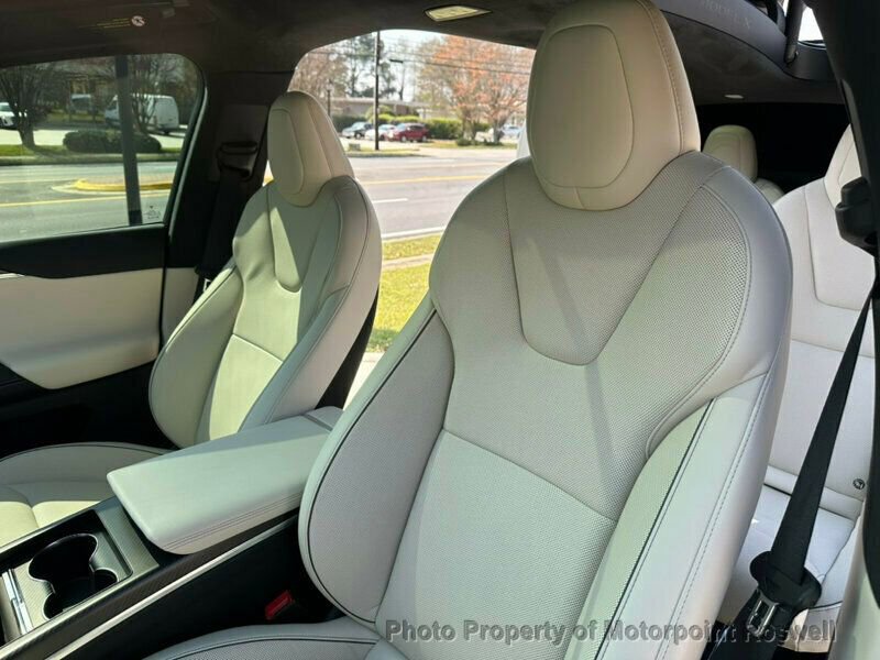 2022 Tesla Model X Plaid