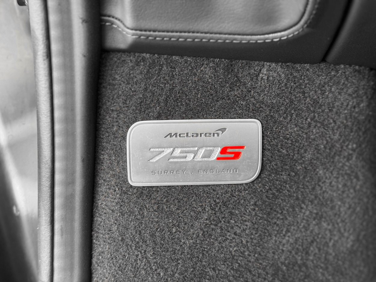 New 2026 McLaren 750S Spider photo 18