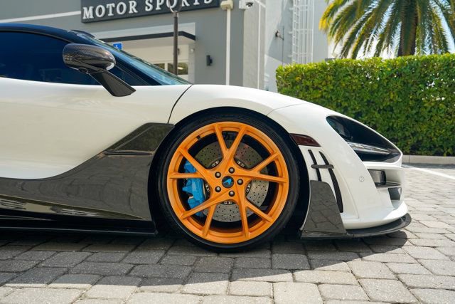 Used 2019 McLaren 720S Performance photo 34