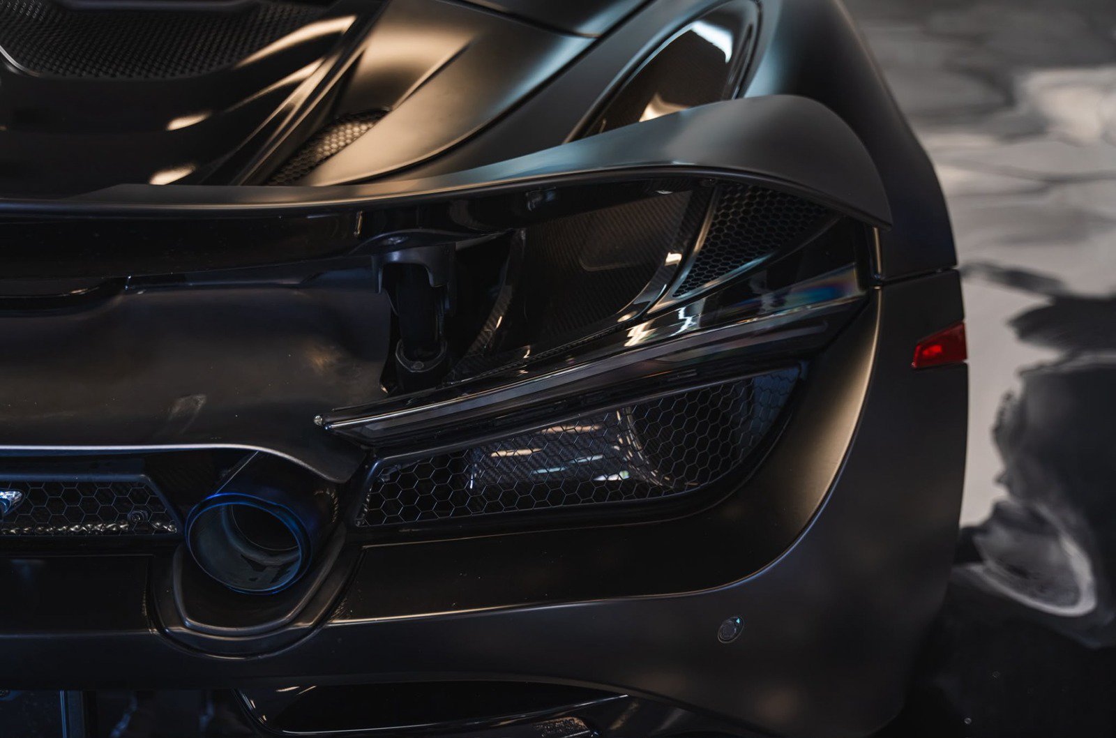 Used 2020 McLaren 720S Performance photo 21