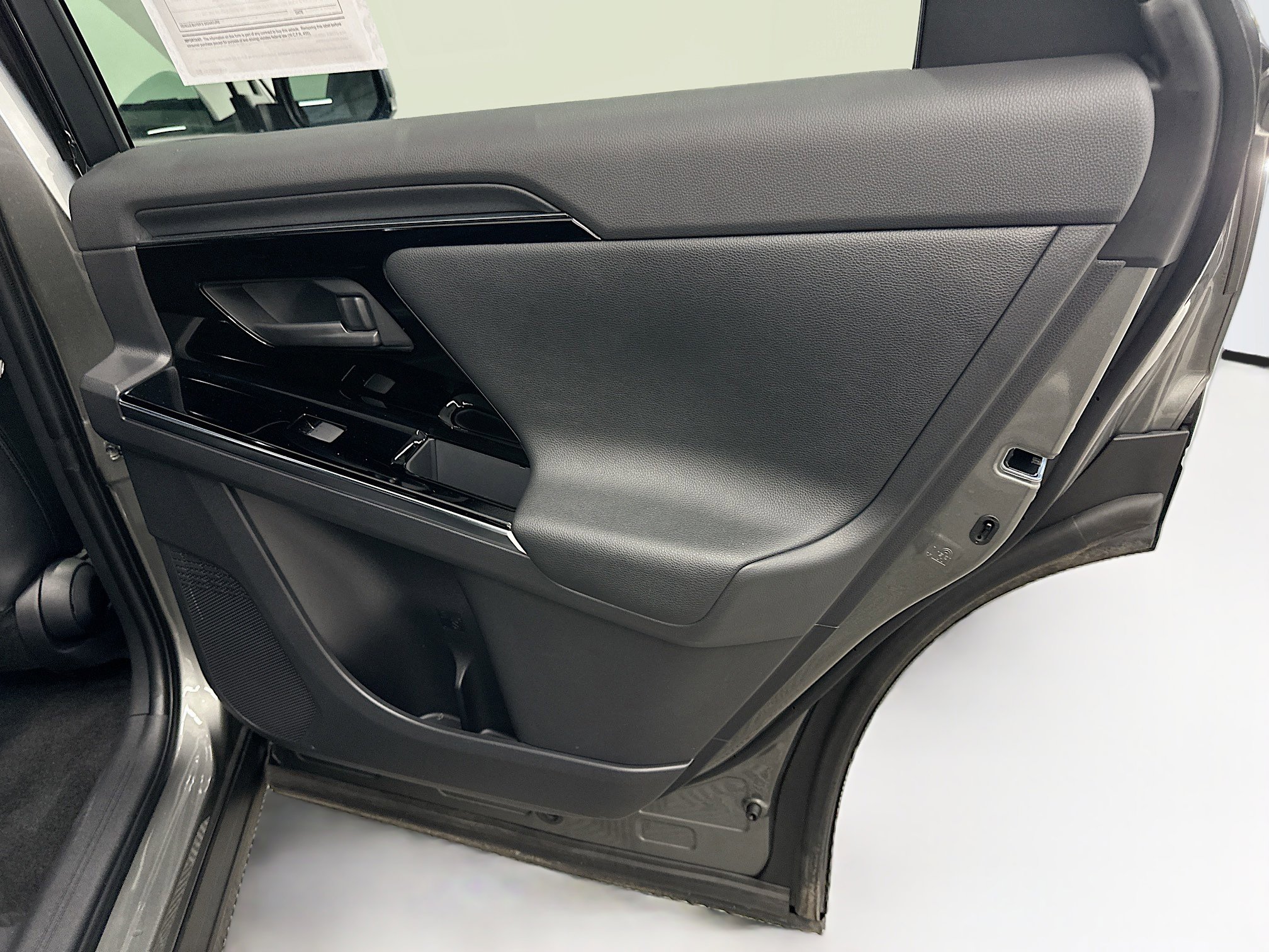 2023 Toyota bZ4X Limited