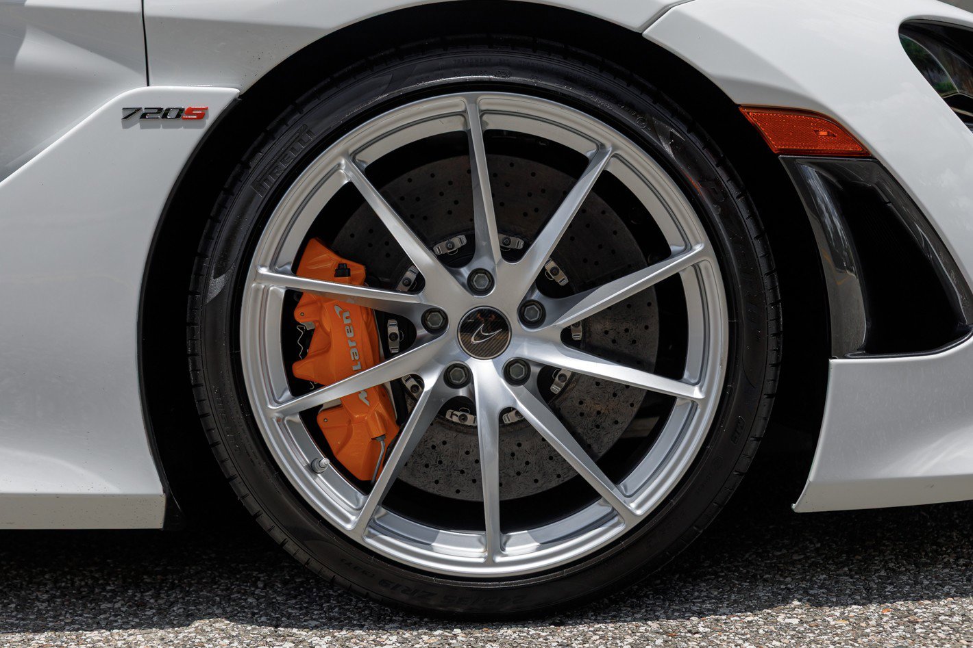Used 2020 McLaren 720S Spider photo 14