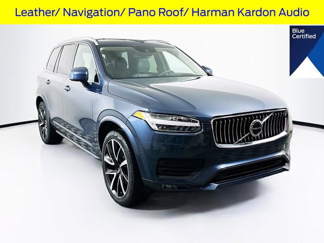 2022 Volvo XC90 T6 Momentum 7-Passenger