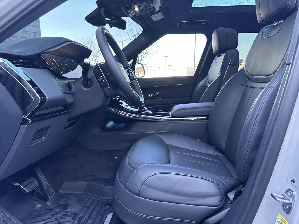 2025 Land Rover Range Rover Sport Dynamic SE