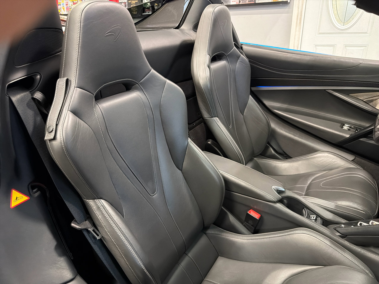 Used 2020 McLaren 720S Luxury photo 31