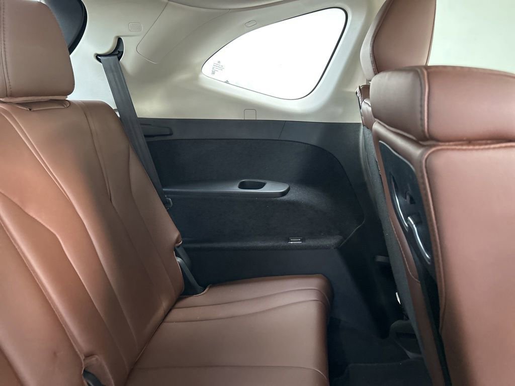 2022 Acura MDX FWD w/ Technology Package