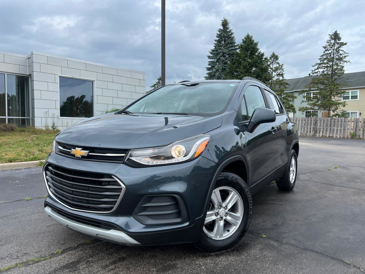 Used 2022 Chevrolet Trax LT w/ Driver Confidence Package