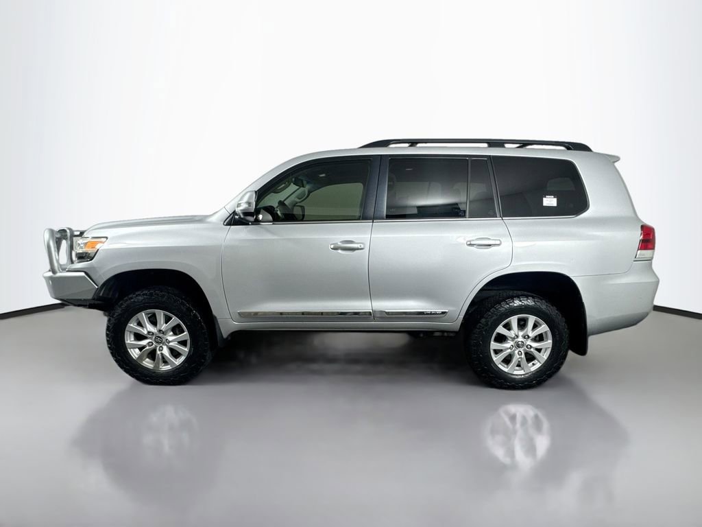 2016 Toyota Land Cruiser