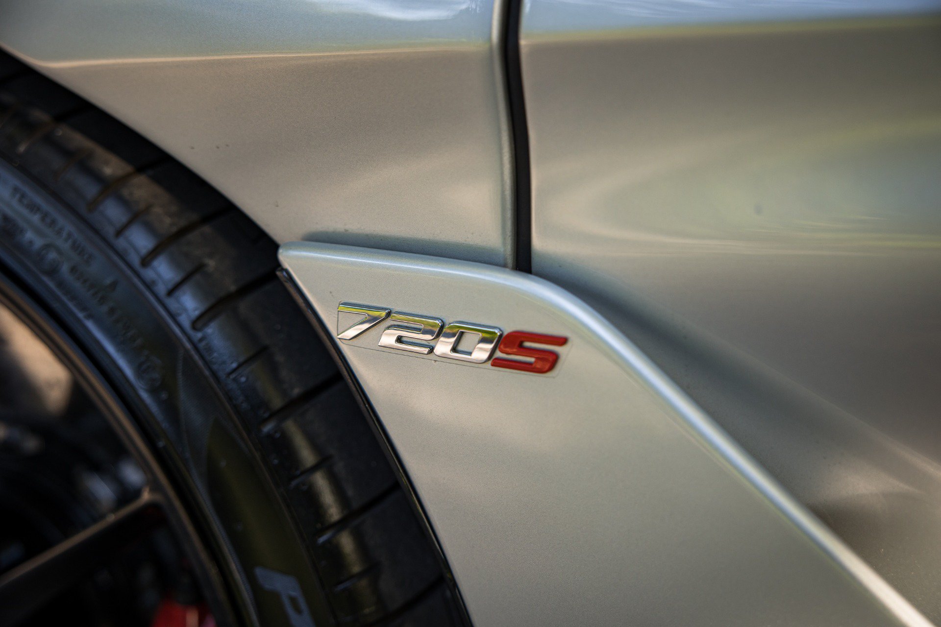 Used 2021 McLaren 720S Performance photo 21