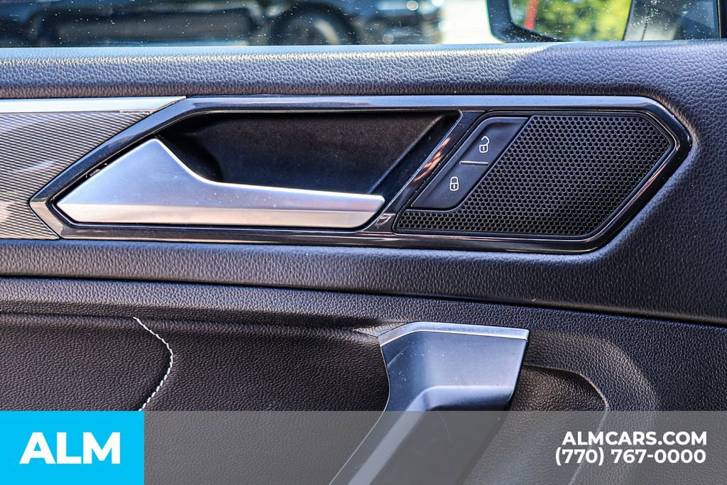 2023 Volkswagen Tiguan SE R-Line