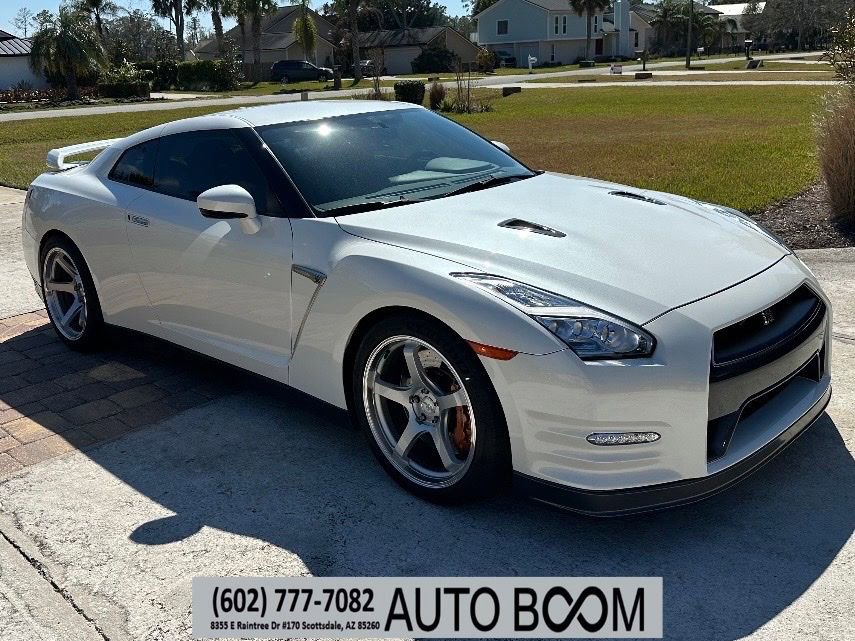 Used 2016 Nissan GT-R Premium