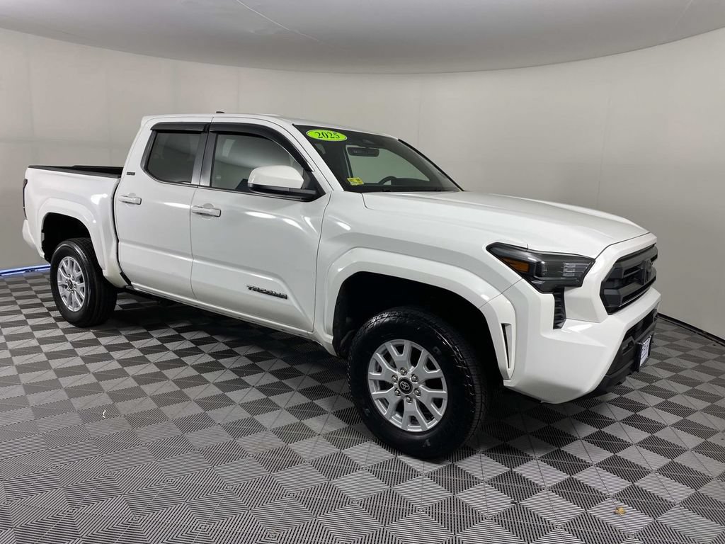 Used 2025 Toyota Tacoma SR5