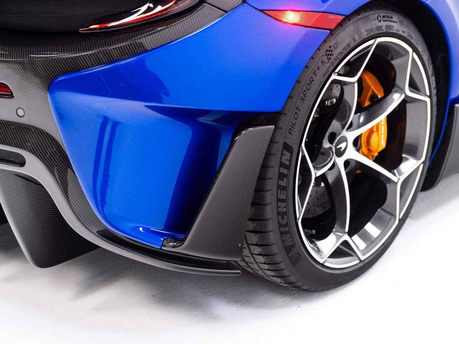 Used 2020 McLaren 600LT Spider photo 54