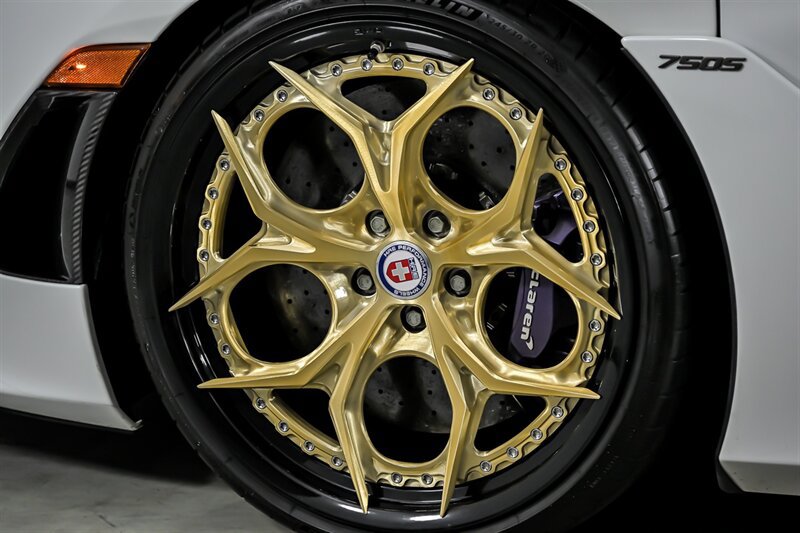 Used 2025 McLaren 750S Spider photo 10