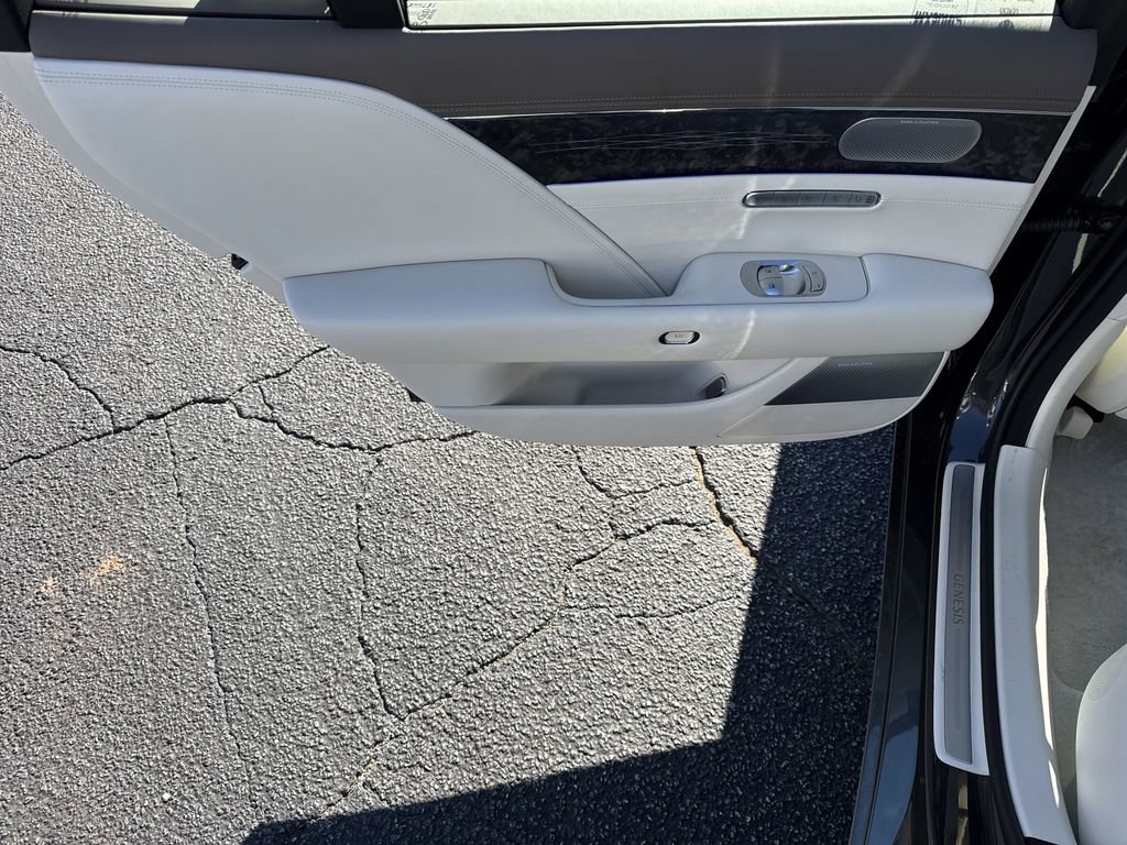 2025 Genesis G90 3.5T