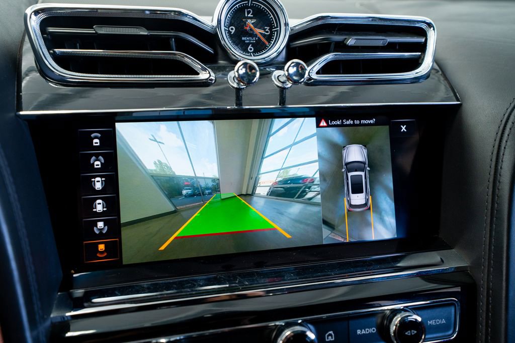 2022 Bentley Bentayga