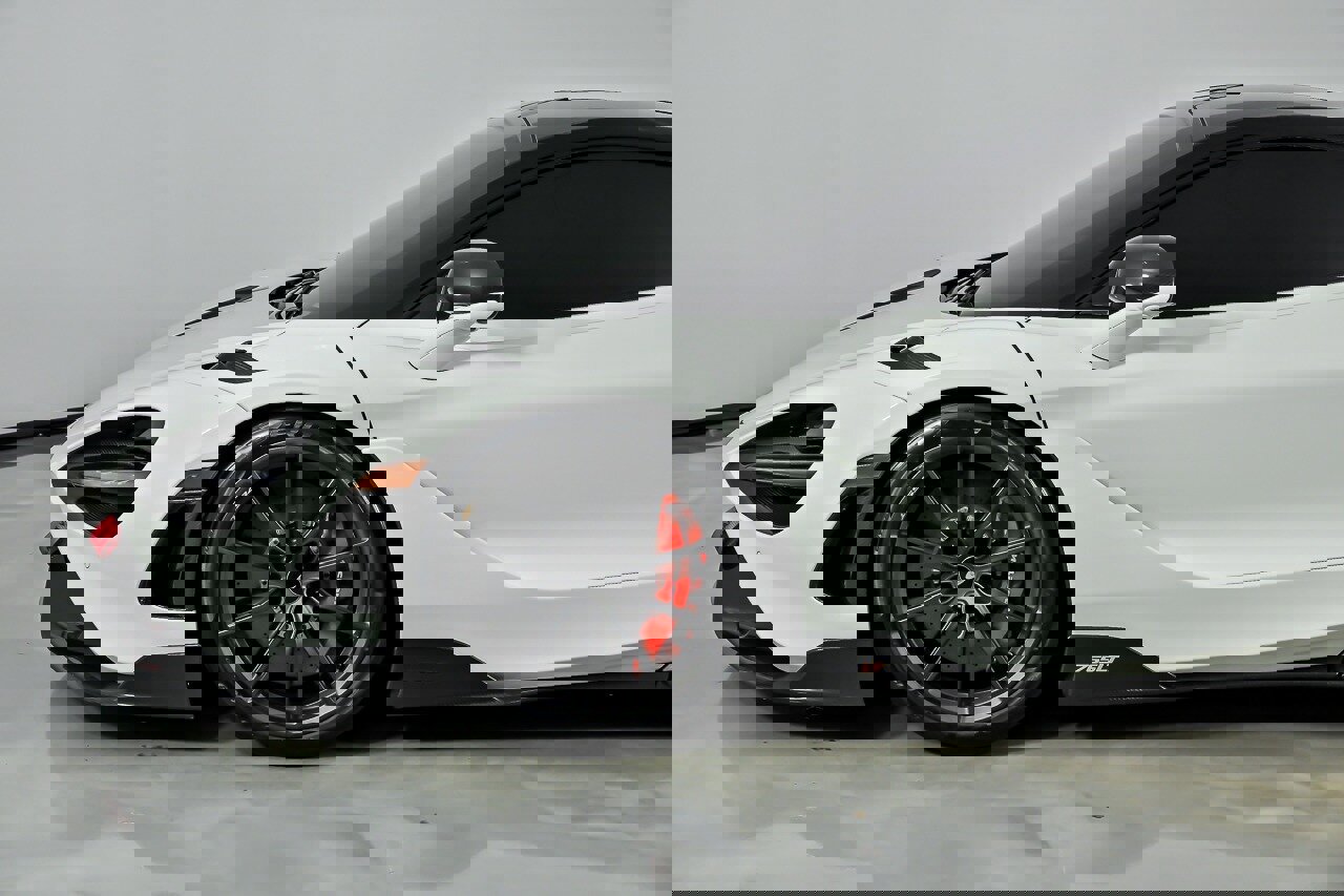 Used 2021 McLaren 765LT photo 11