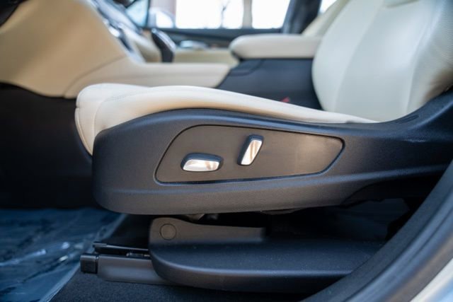 2017 Cadillac XT5 FWD