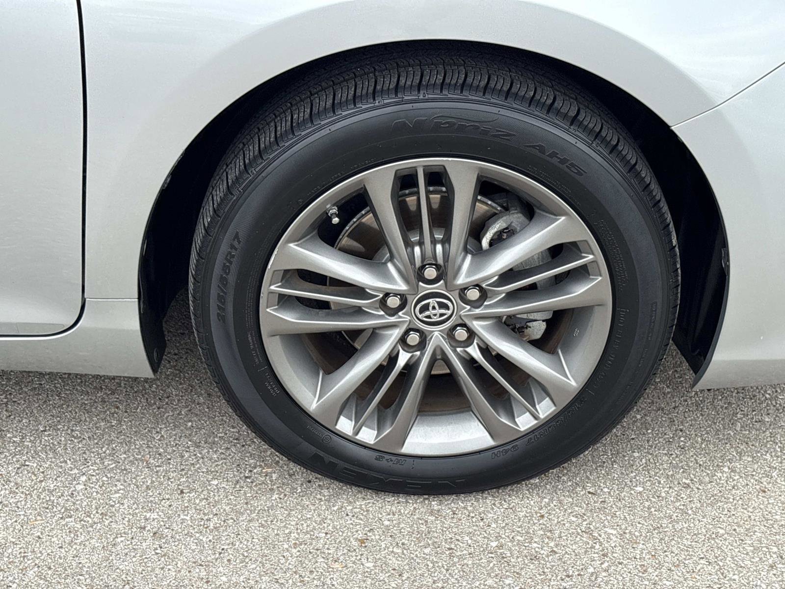 2015 Toyota Camry SE