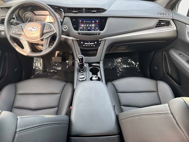 2025 Cadillac XT5 Luxury