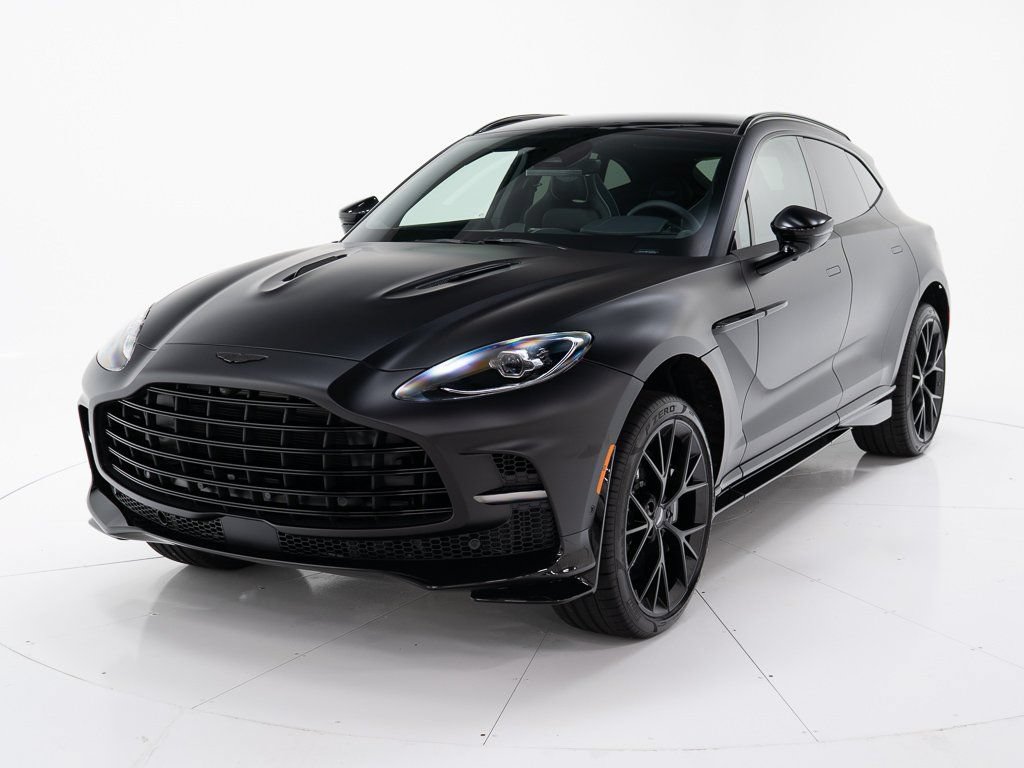 New 2026 Aston Martin DBX 707