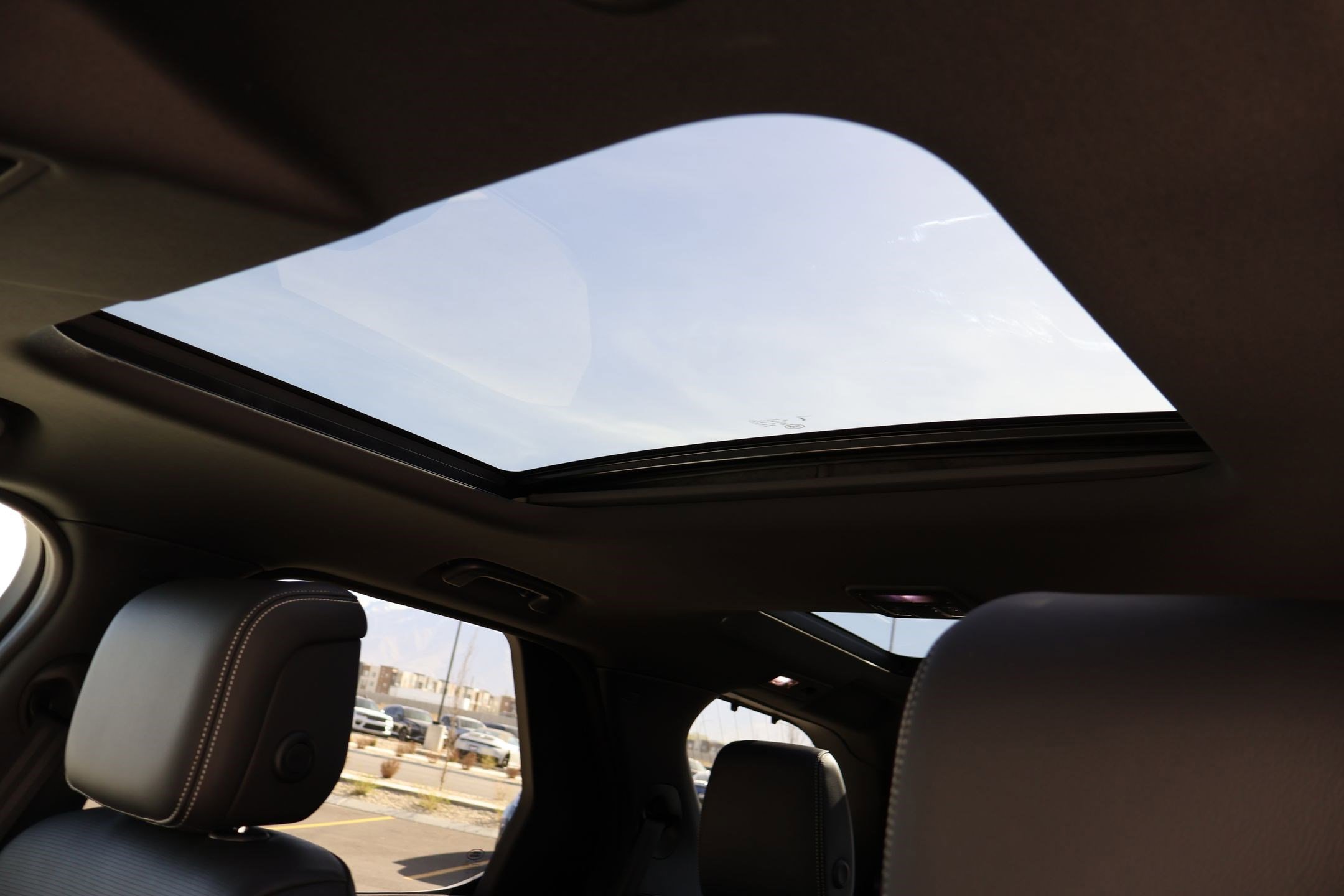 2025 Land Rover Discovery S