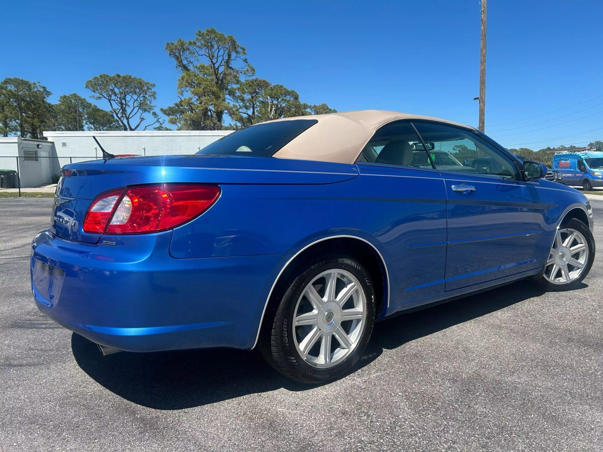 洋書 SEBRING 2007 Chrysler Sebring Sedan 4D Price, Listings & Reviews