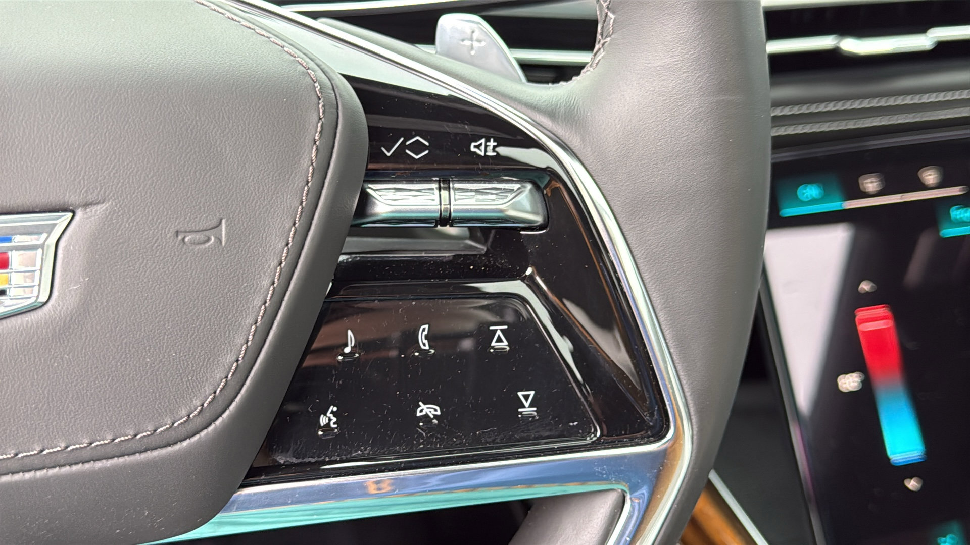 2025 Cadillac Escalade Premium Luxury Platinum