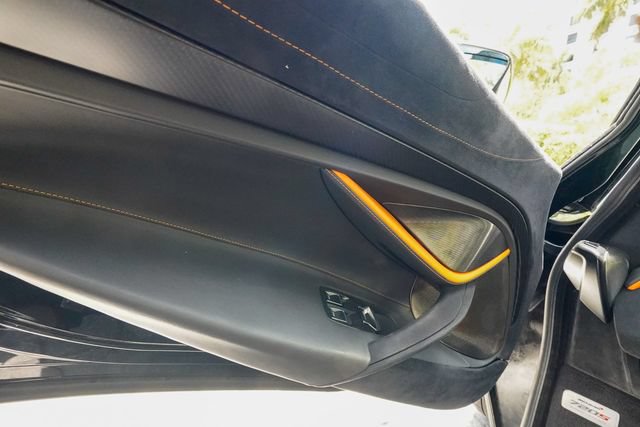 Used 2018 McLaren 720S Performance photo 60
