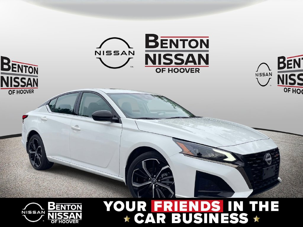 Used 2023 Nissan Altima 2.5 SR w/ SR Premium Package