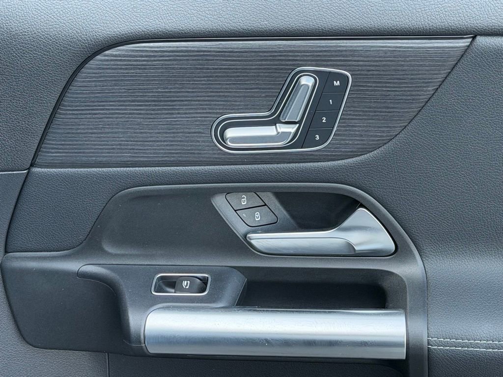 2022 Mercedes-Benz GLA 250