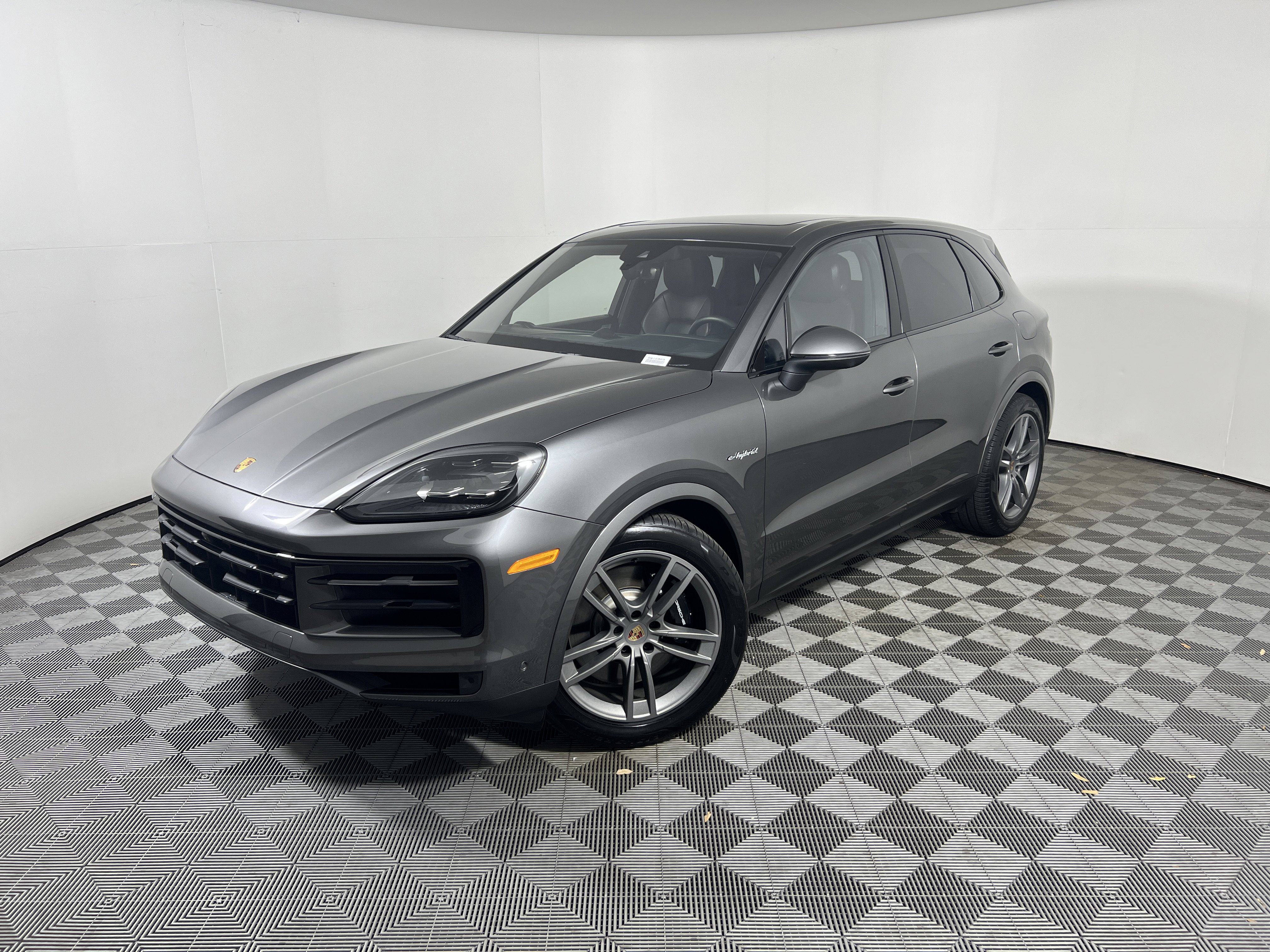 Certified 2025 Porsche Cayenne E-Hybrid