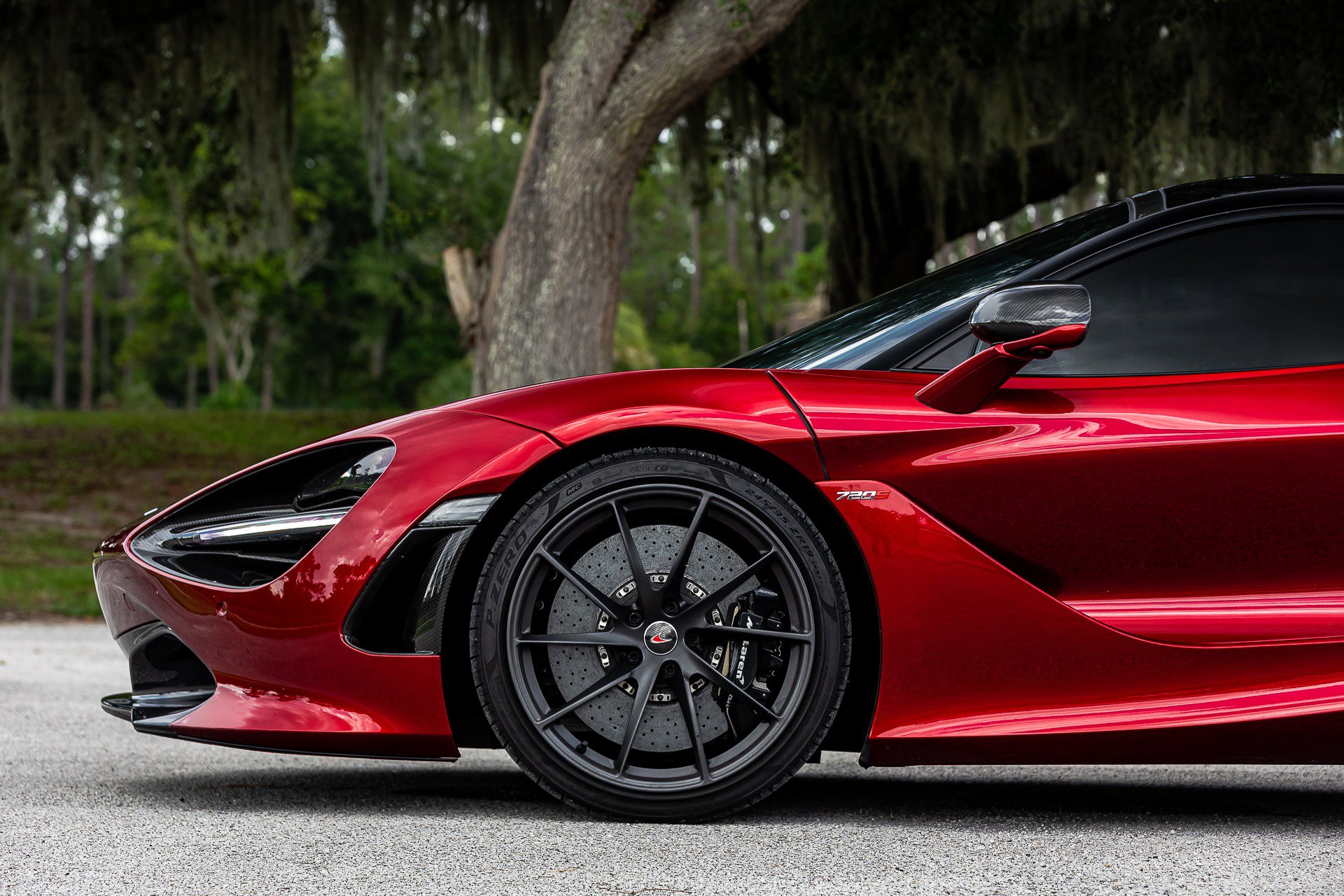 Used 2018 McLaren 720S Luxury photo 31