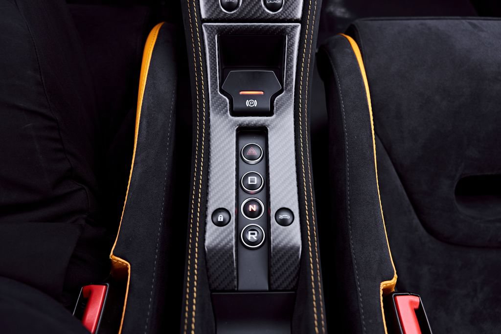 Used 2016 McLaren 675LT Coupe photo 90