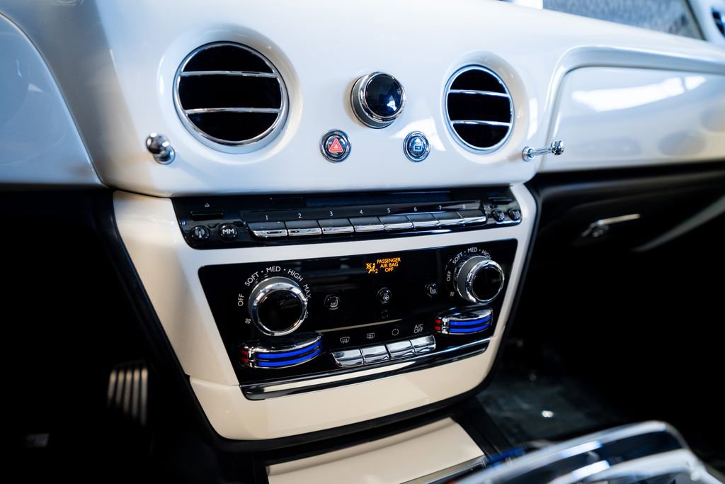 2019 Rolls-Royce Phantom Sedan