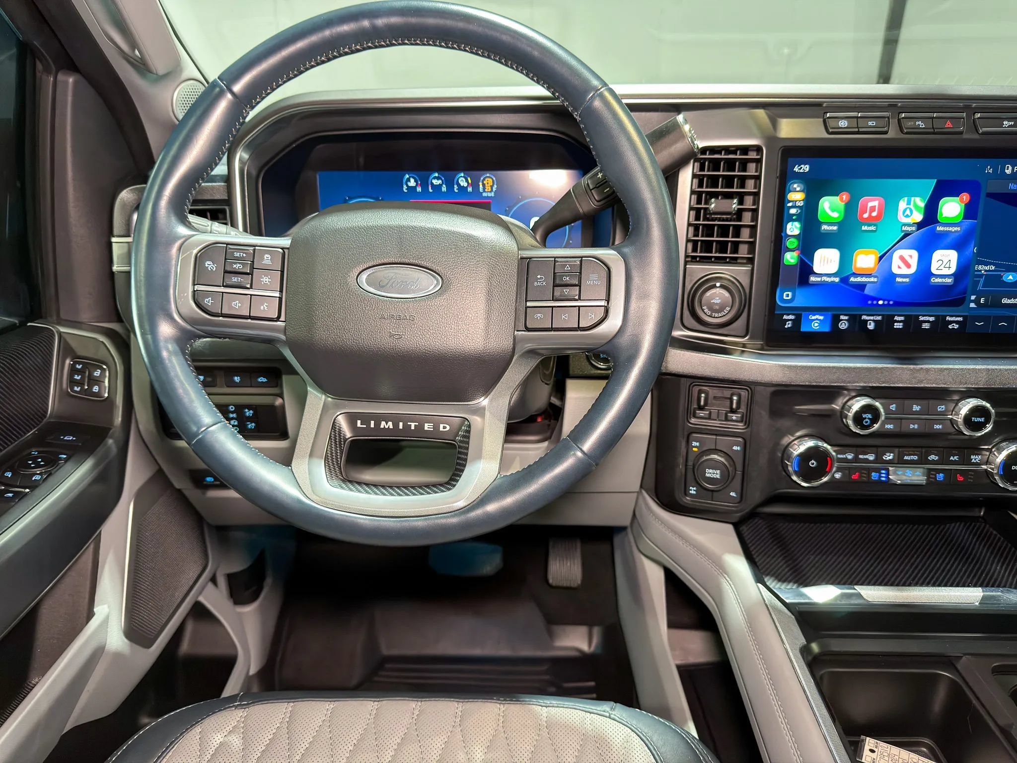 2024 Ford F-250 Super Duty Limited - Photo 17
