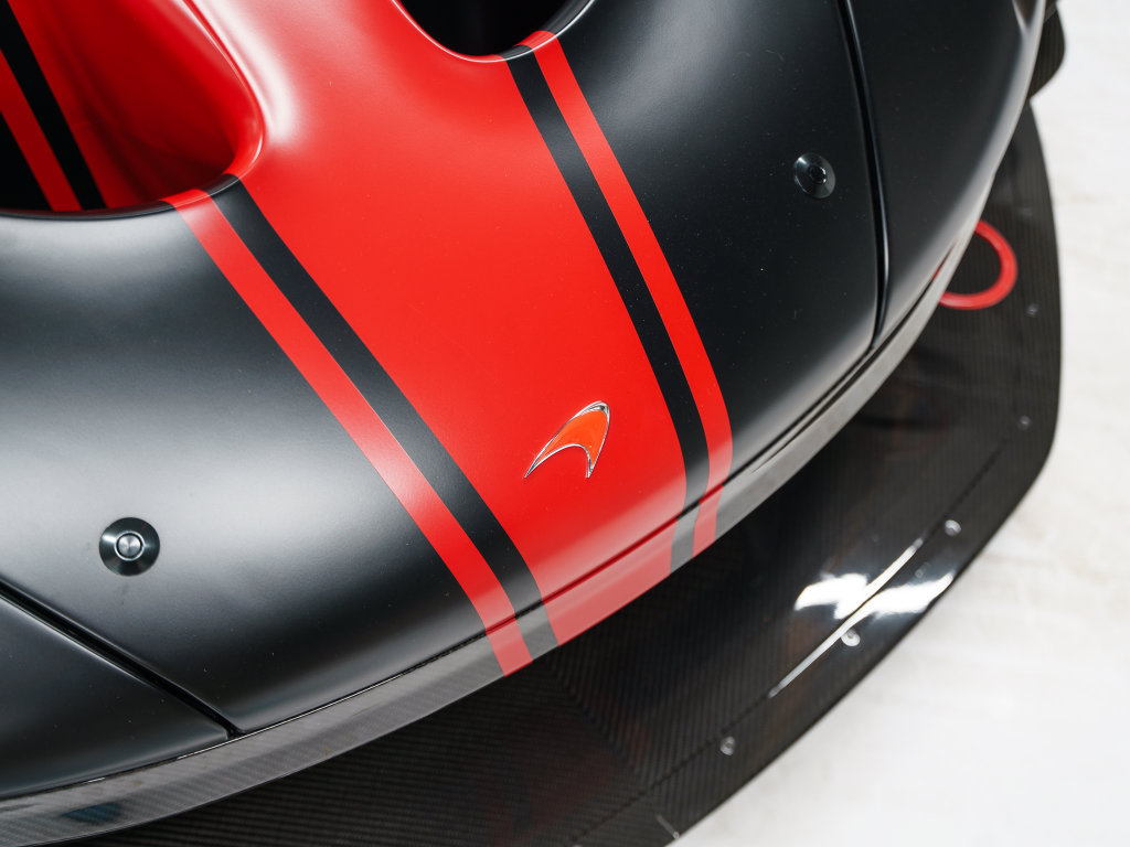Used 2015 McLaren P1 photo 28