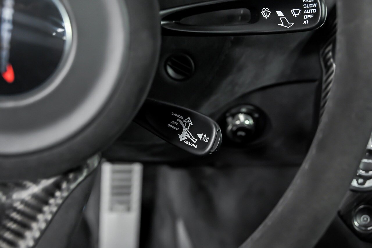 Used 2018 McLaren 720S Performance photo 31