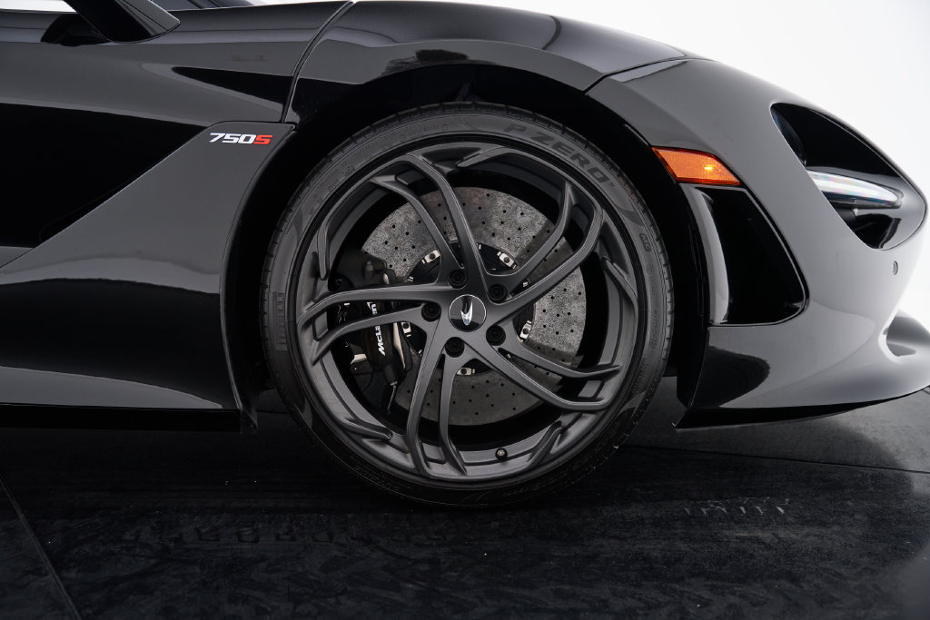 Used 2025 McLaren 750S photo 43