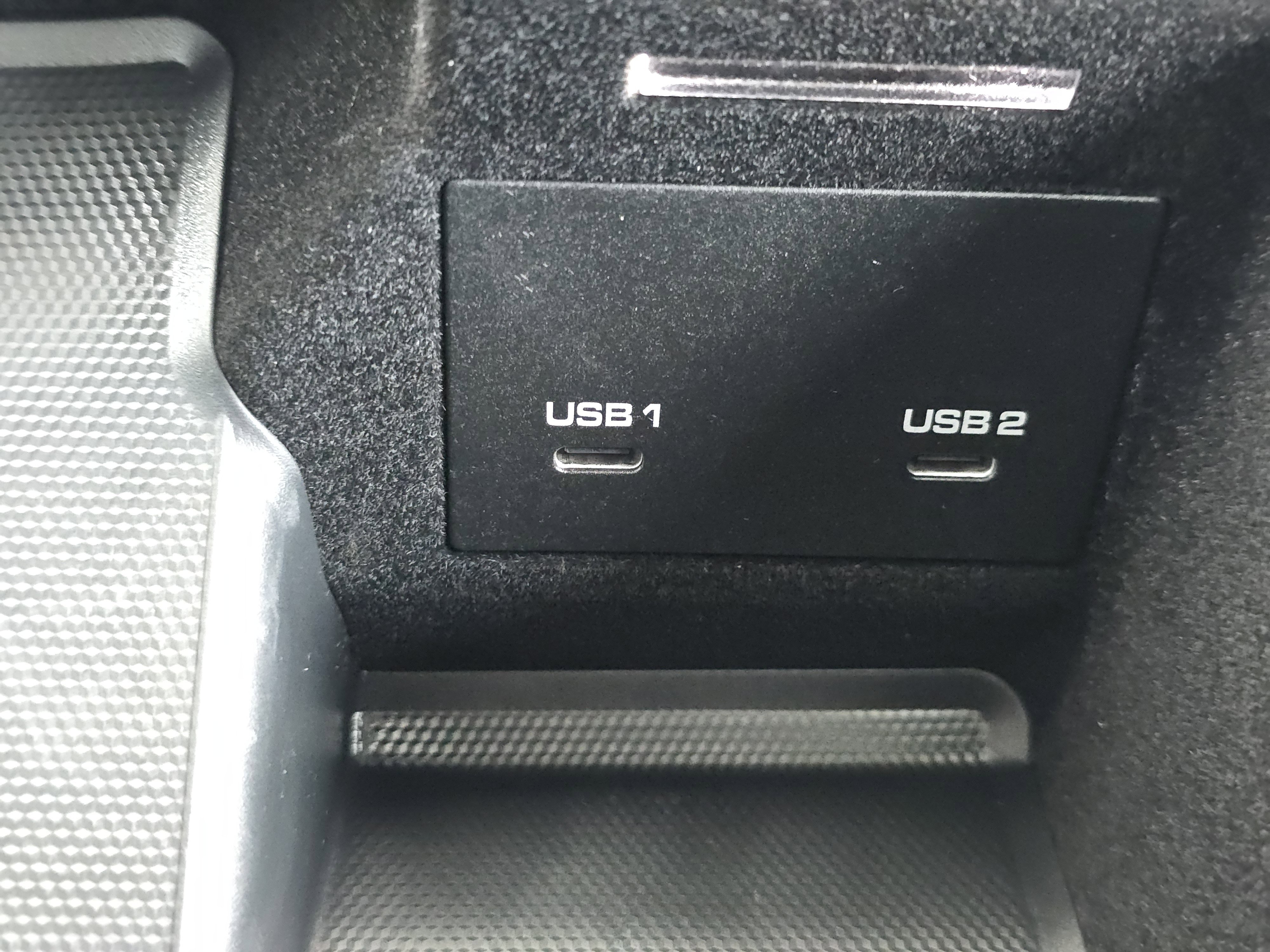 2023 Porsche Cayenne S Platinum