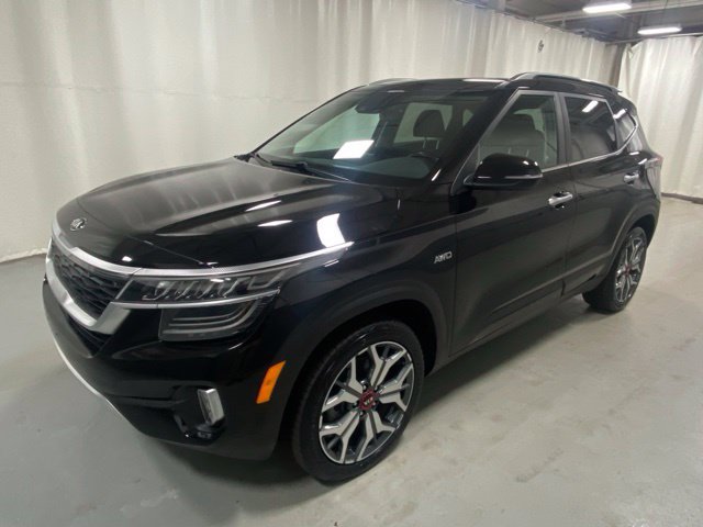 Used 2021 Kia Seltos SX w/ SX Sunroof Package
